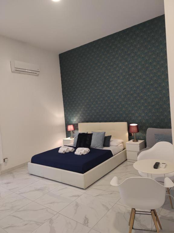 Domus Luigi Leone 2 Bed & Breakfast Naples Exterior photo
